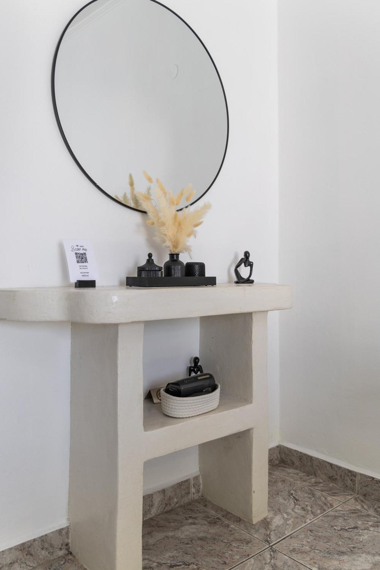 Miloessa Apartment Adamantas  ภายนอก รูปภาพ